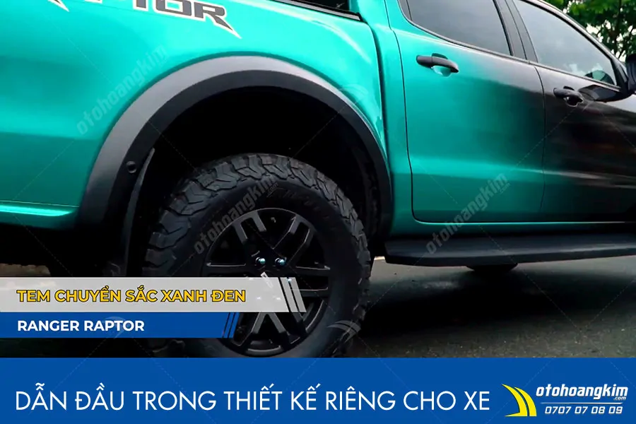 Dán đổi màu chuyển sắc xanh đen Ford Ranger Raptor - Ảnh 3