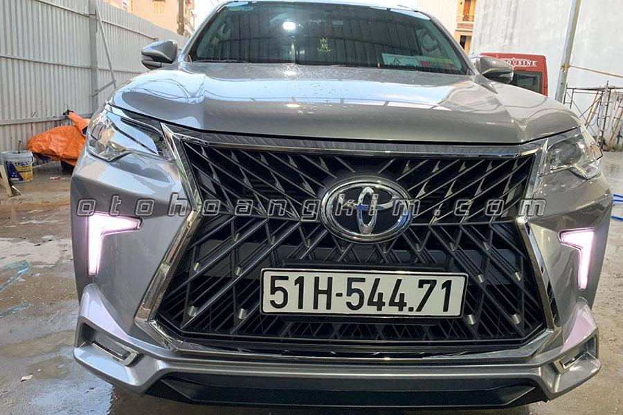 Body Kit Toyota Fortuner Mẫu Lexus 570 Sport - Ảnh 1
