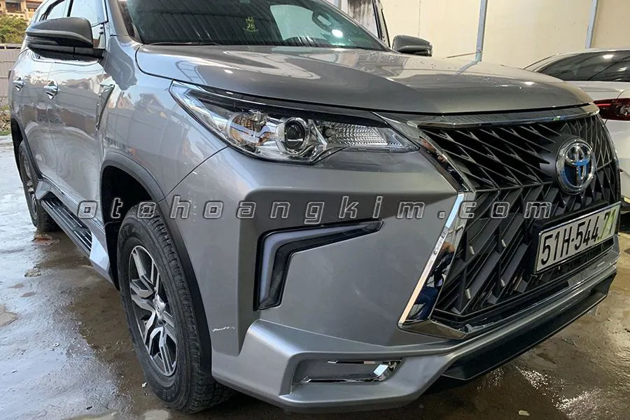 Body Kit Toyota Fortuner Mẫu Lexus 570 Sport - Ảnh 3