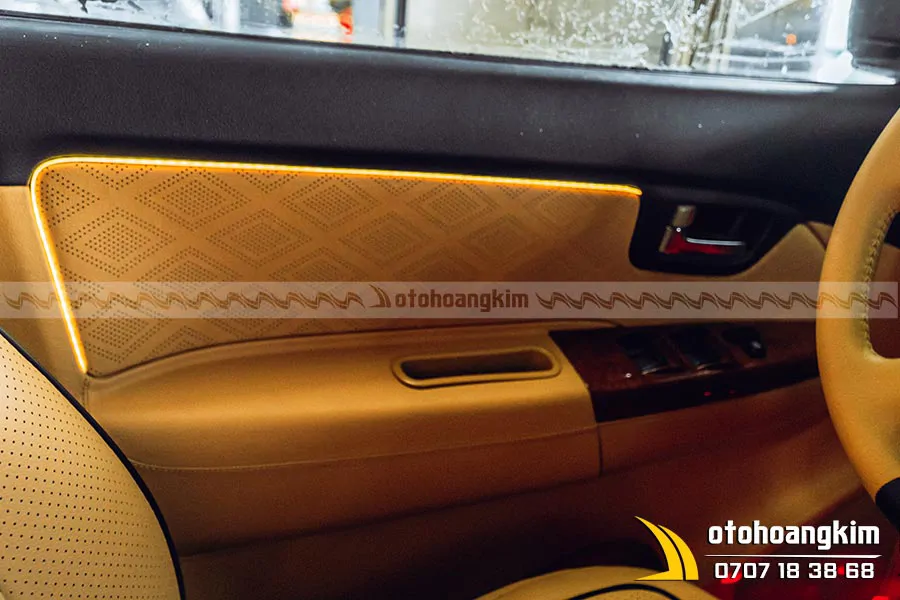 LED Nội Thất Cho Toyota Fortuner - Ảnh 5