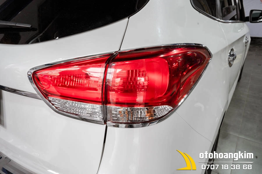 Viền đèn sau Kia Rondo [2017-2020] Hàn Quốc - Ảnh 1