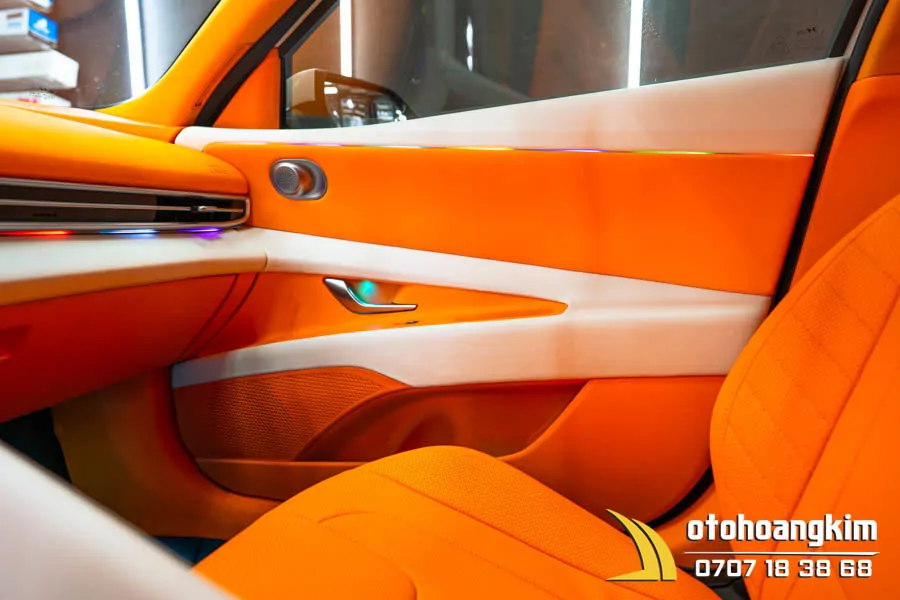 Đổi màu nội thất Hyundai Elantra màu Cam Hermes cực sang - Ảnh 5