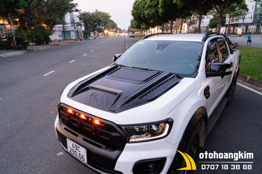 Ốp capo Ford Ranger wildtrak màu đen - Ảnh 4