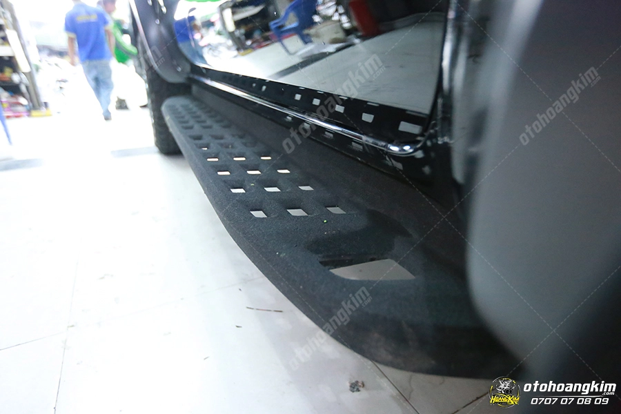 Bệ bước chân Ford Ranger raptor - Ảnh 1