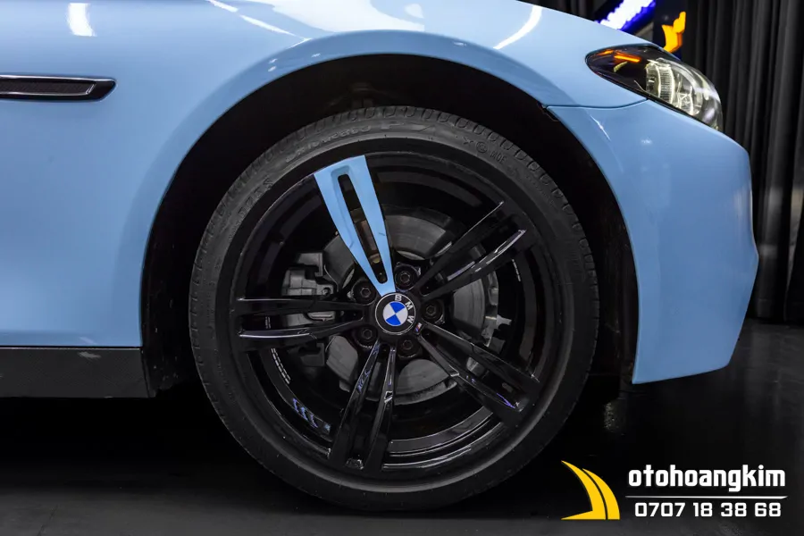 Dán Đổi Màu Candy Xanh Nhạt Xe Bmw - Ảnh 15