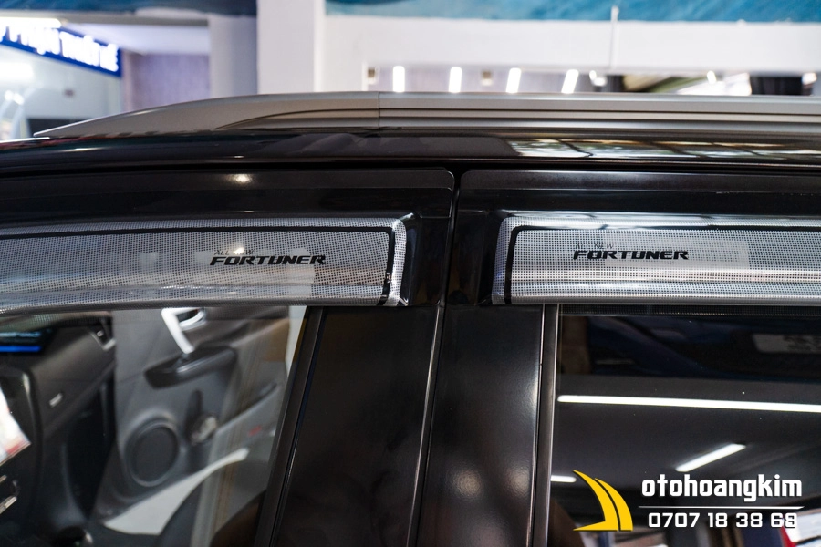 Vè Che Mưa Toyota Fortuner 2017+ Thái Lan - Ảnh 1