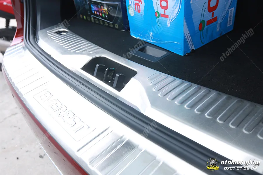 Chống trầy cốp nhựa Ford Everest [2016-2020] - Ảnh 4