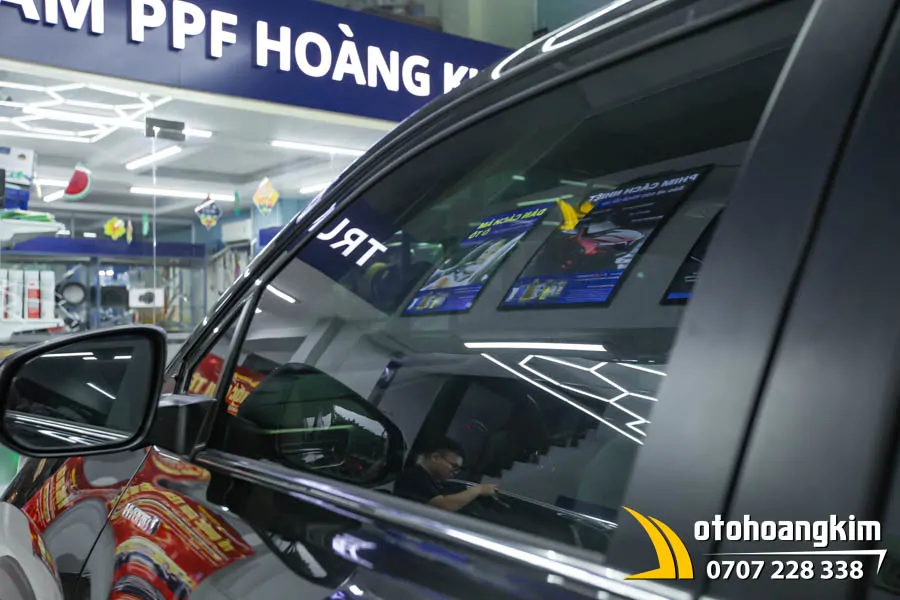 Dán phim cách nhiệt xe BYD M6 - Ảnh 4
