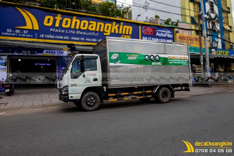 Dán Quảng Cáo Trên Xe Ô Tô -DQC295 - Ảnh 1
