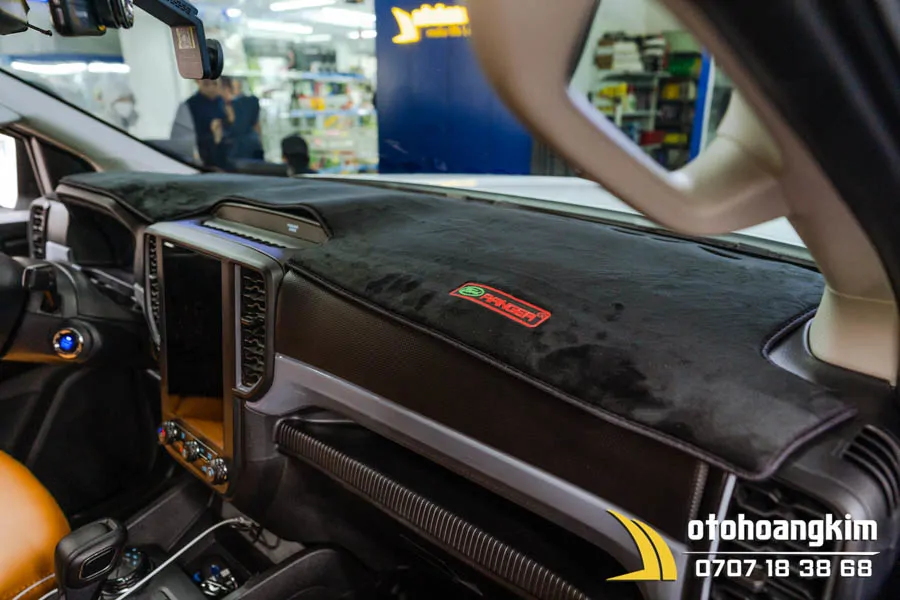 Thảm taplo Ford Ranger 2022+ (XLS/XLT) - Ảnh 3