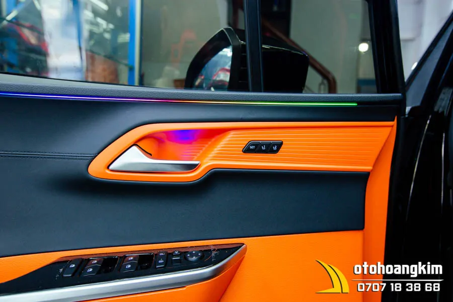 Đổi Màu Nội Thất Hyundai Custin Màu Cam - Ảnh 4