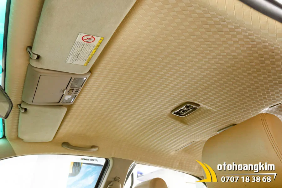 Bọc Trần 8D Xe Innova - Ảnh 5