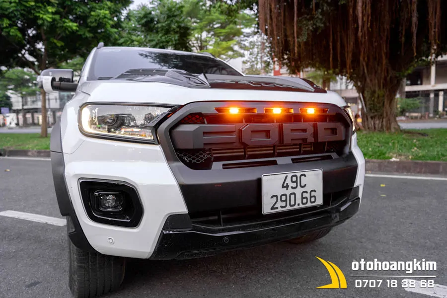 Mặt Ca Lăng Ranger Wildtrak Chữ Ford Có 3 Bóng Đèn Đỏ - Ảnh 2