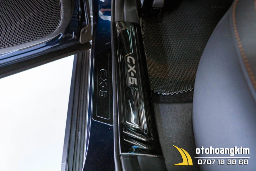 Nẹp Bước Chân Trong Mazda Cx5 [2018-2021] Titan - Ảnh 1