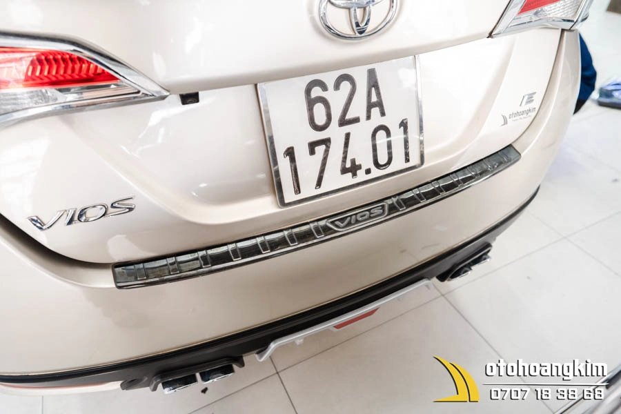 Chống trầy cốp sơn Toyota Vios 2019+ titan - Ảnh 1