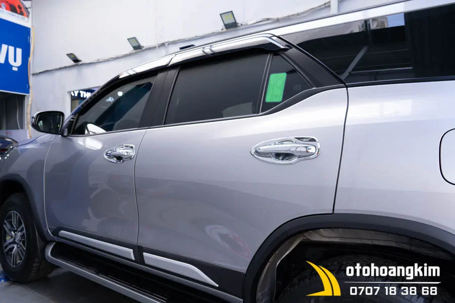 Chén Cửa Innova/Toyota Fortuner 2017 Thái Lan Xi - Ảnh 2