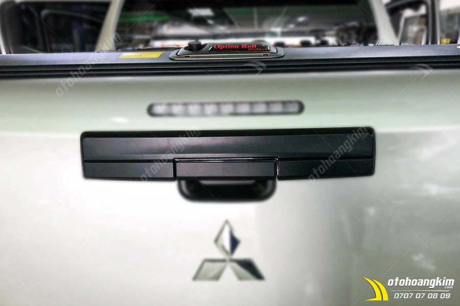 Tay Cốp Mitsubishi Triton Đen - Ảnh 1