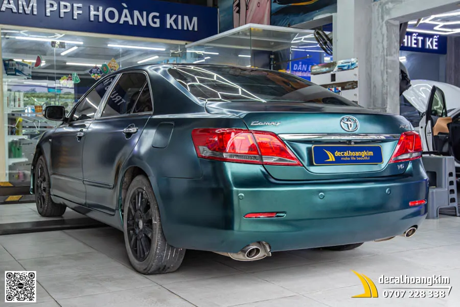 Camry dán đổi màu Forest Green - Ảnh 3