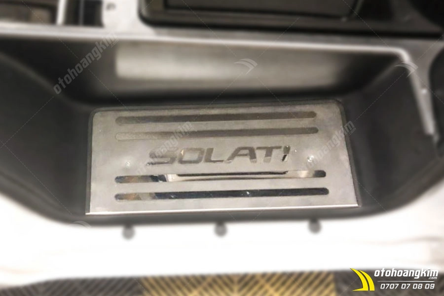 Bệ Bước Tài Phụ Trên Hyundai Solati [2018-2020] - Ảnh 1