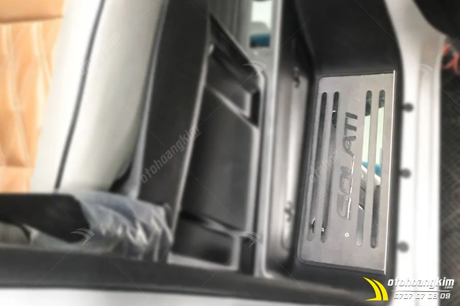 Bệ Bước Tài Phụ Trên Hyundai Solati [2018-2020] - Ảnh 2