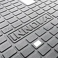 Lót cốp Toyota Innova [2006-2021] - ảnh 3
