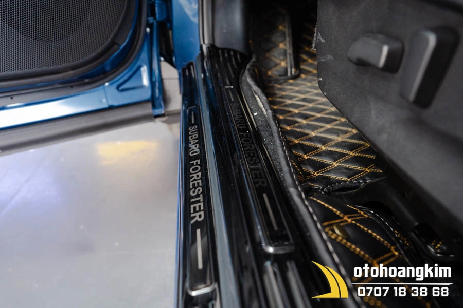 Nẹp Bước Chân Ngoài Subaru Titan - Ảnh 1