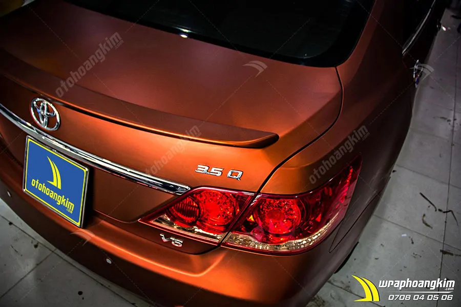 Dán đổi màu nâu mờ Toyota Camry - Ảnh 2