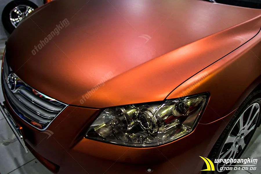 Dán đổi màu nâu mờ Toyota Camry - Ảnh 5