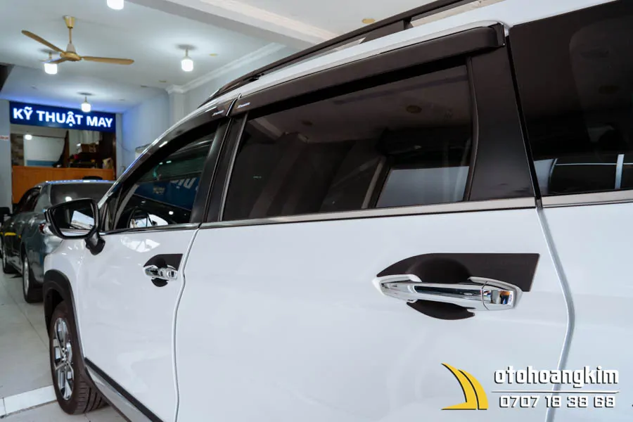 Chén cửa Mitsubishi Xpander 2019+ đen cao cấp chuẩn form - Ảnh 2
