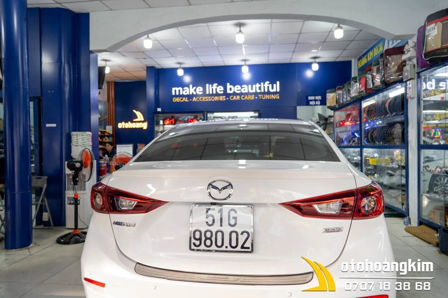 Đuôi cá Mazda 3 2017 - Ảnh 1