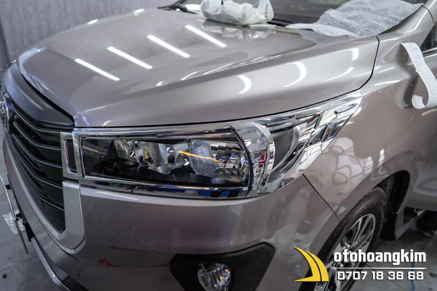 Viền Đèn Trước Toyota Innova 2016 Chất Nhựa Mạ Xi - Ảnh 2