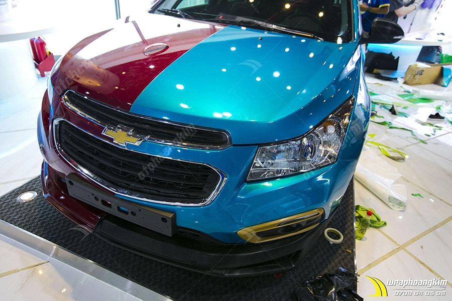 Dán đổi màu chuyển sắc Chevrolet Cruze - Ảnh 1