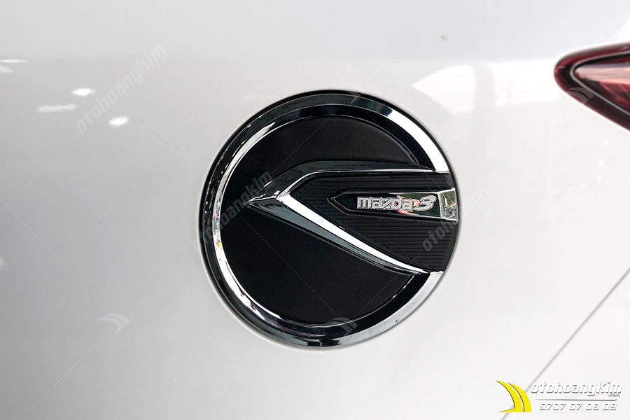 Nắp Xăng Mazda 3 đen viền inox - Ảnh 1