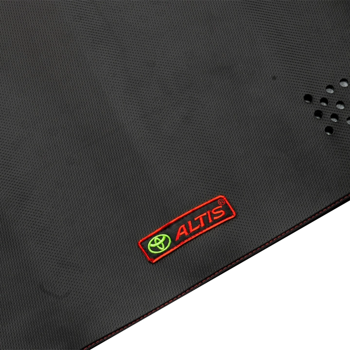Thảm taplo cacbon Toyota Altis