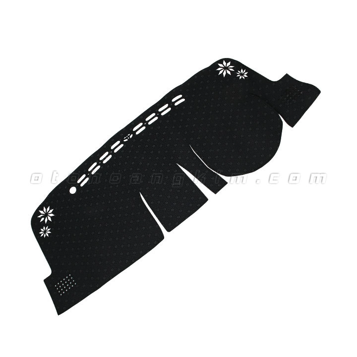 Thảm taplo Toyota Corolla Cross [2020] cacbon