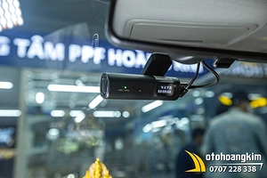 camera-hanh-trinh-vietmap-cho-xe-4-cho-nen-chon-mau-nao-phu-hop