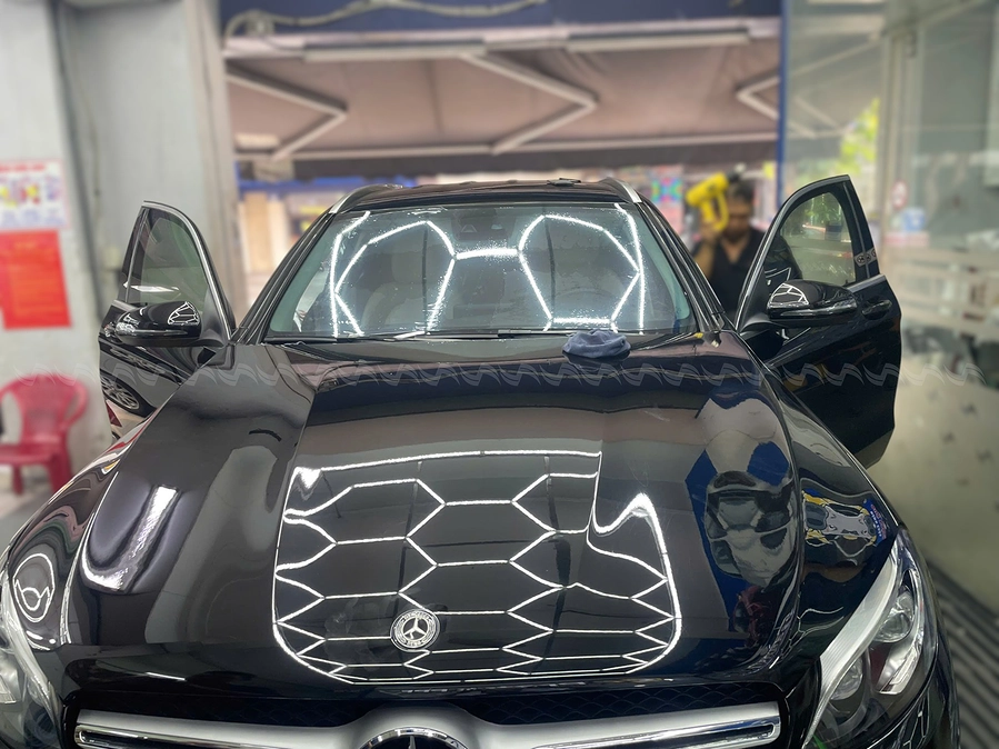 Phim cách nhiệt XPEL XRPL-55 kính lái cho Mec GLC250 - Ảnh 1