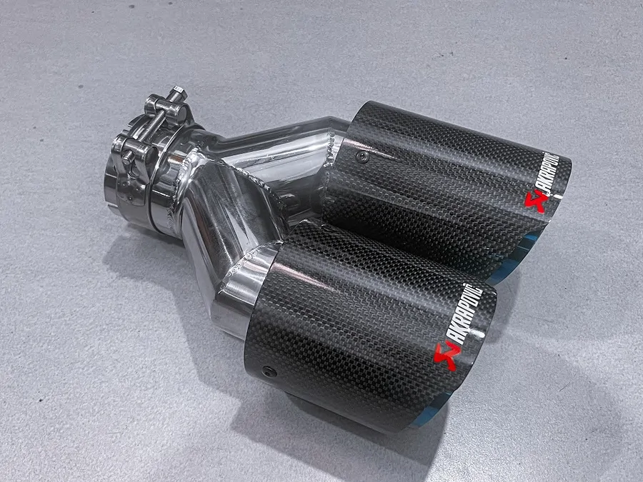  Pô Akrapovic đôi lòng xanh cho ô tô - Ảnh 2