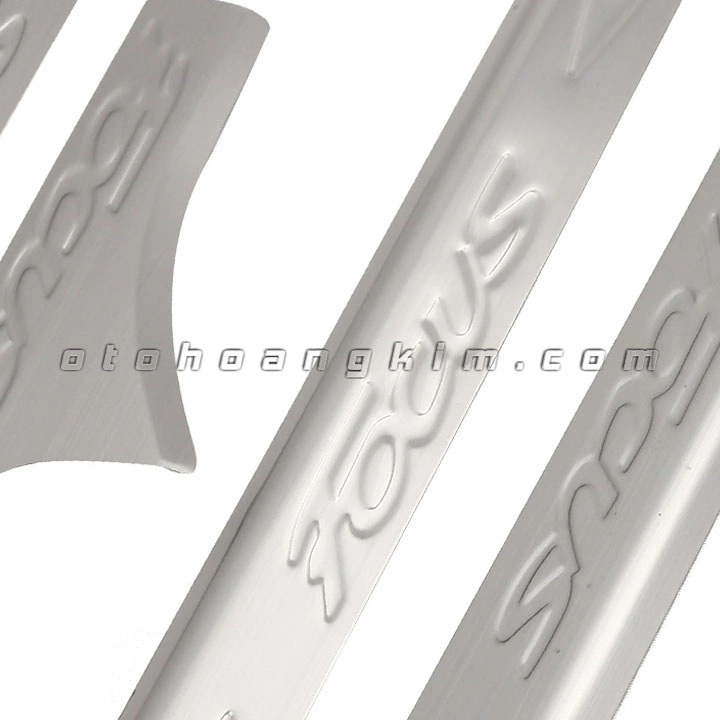 Nẹp bước chân ngoài Ford Focus [2012-2020]