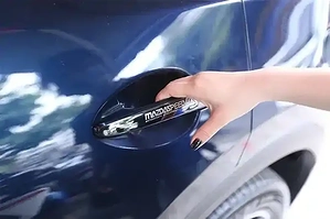 cach-lap-op-tay-nam-cua-o-to-tai-nha-cuc-nhanh