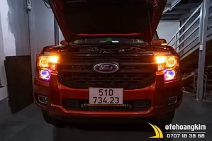 giai-dap-do-den-o-to-co-bi-phat-khong