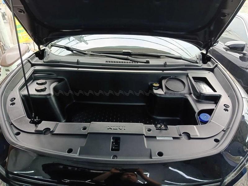 Cốp trước Limo Green Huvi 110L 