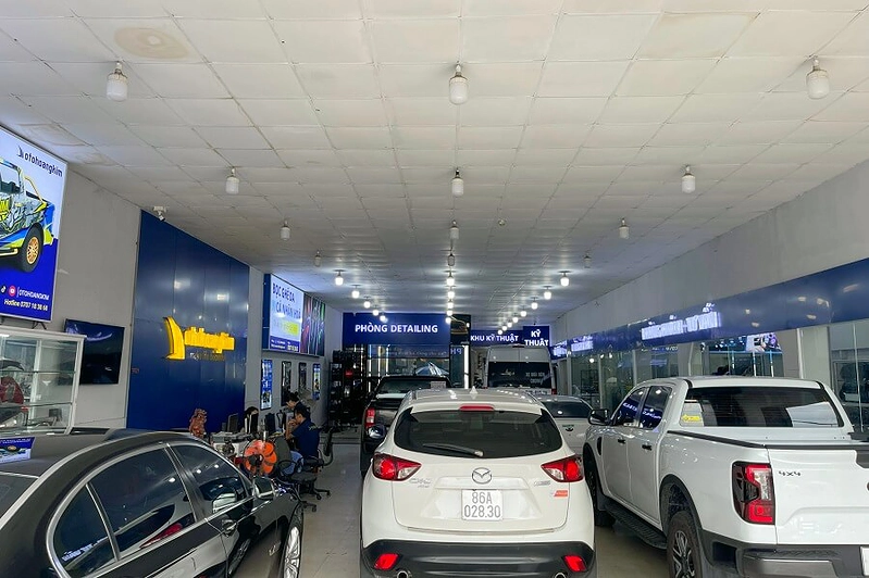 Chi nhánh Ô Tô Hoàng Kim 8