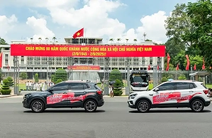 o-to-hoang-kim-vinh-du-dong-hanh-xe-skoda-voi-bo-tem-trong-hanh-tri