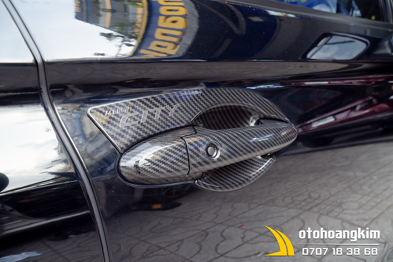 Chén cửa Honda City 2021 Cacbon