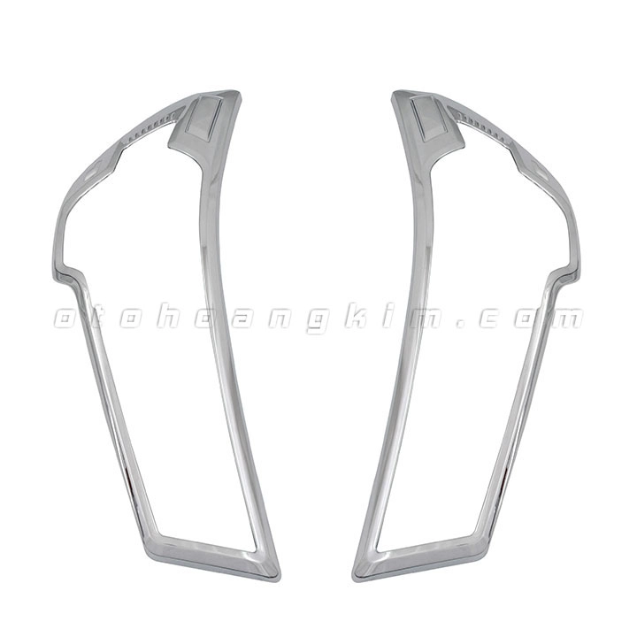 Viền đèn trước Toyota Hilux [2020] crom