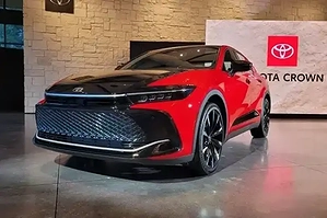 toyota-crown-2023-chinh-thuc-trinh-lang