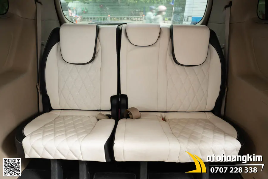 Bọc áo ghế da Nappa xe Sedona - Phối màu Trắng Đen hiện đại - Ảnh 9