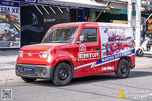 Dán tem quảng cáo xe EC Van - Thương hiệu EMTOP nổi bật