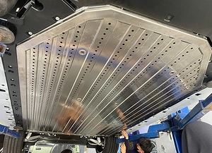 Ốp bảo vệ pin VF9 inox 304 (KKVG)